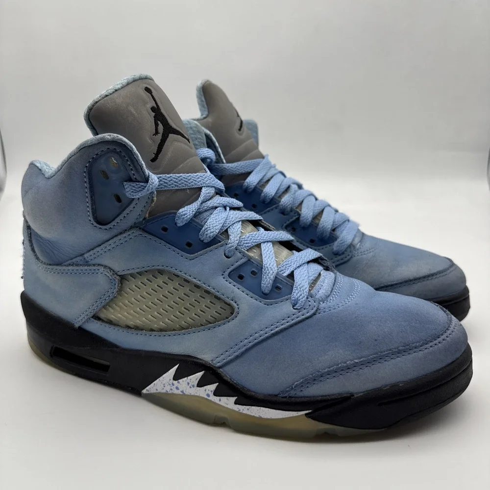 Size 8 - Jordan 5 Retro SE Mid UNC